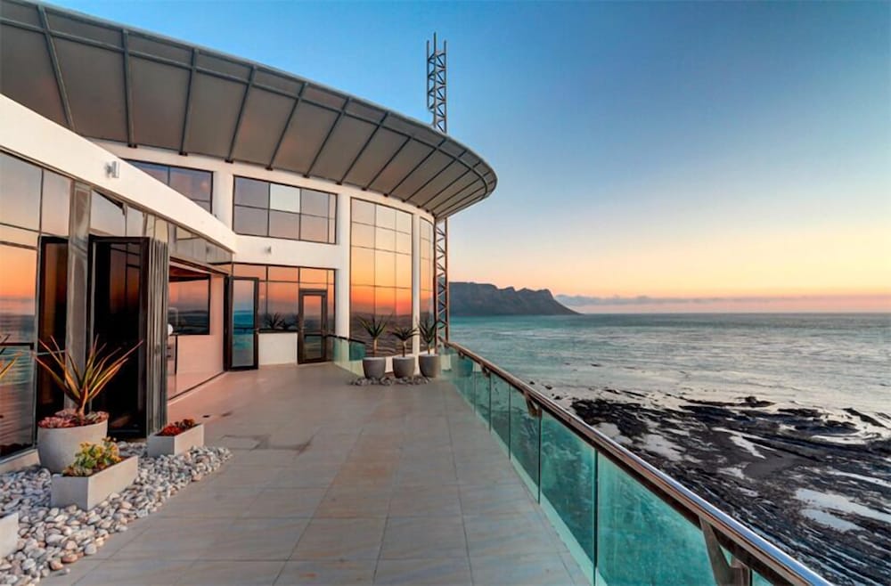 Ocean View Penthouse 38/41