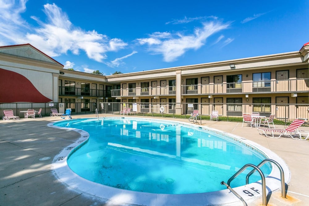 Americas Best Value Inn Edgewood 33/35
