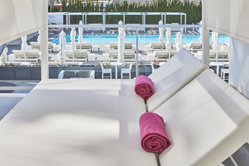 Hotel Astoria Playa - Adults Only 8/103
