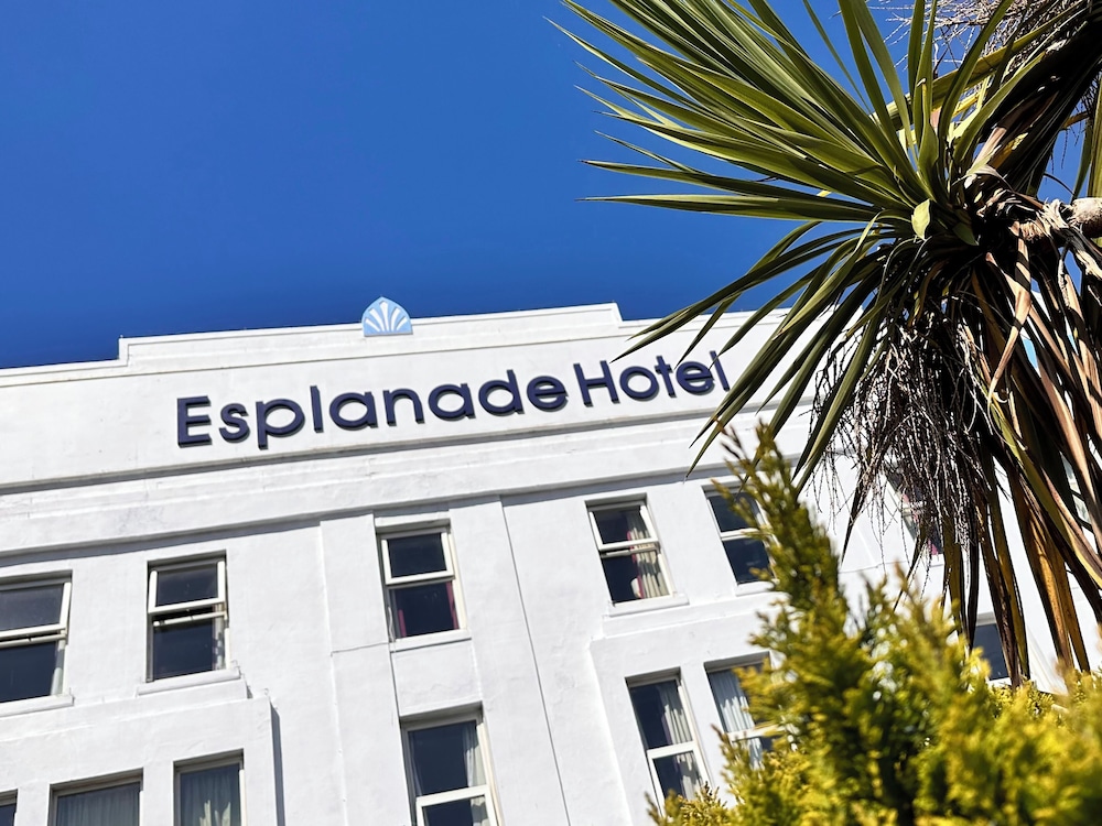 Esplanade Hotel 1/60