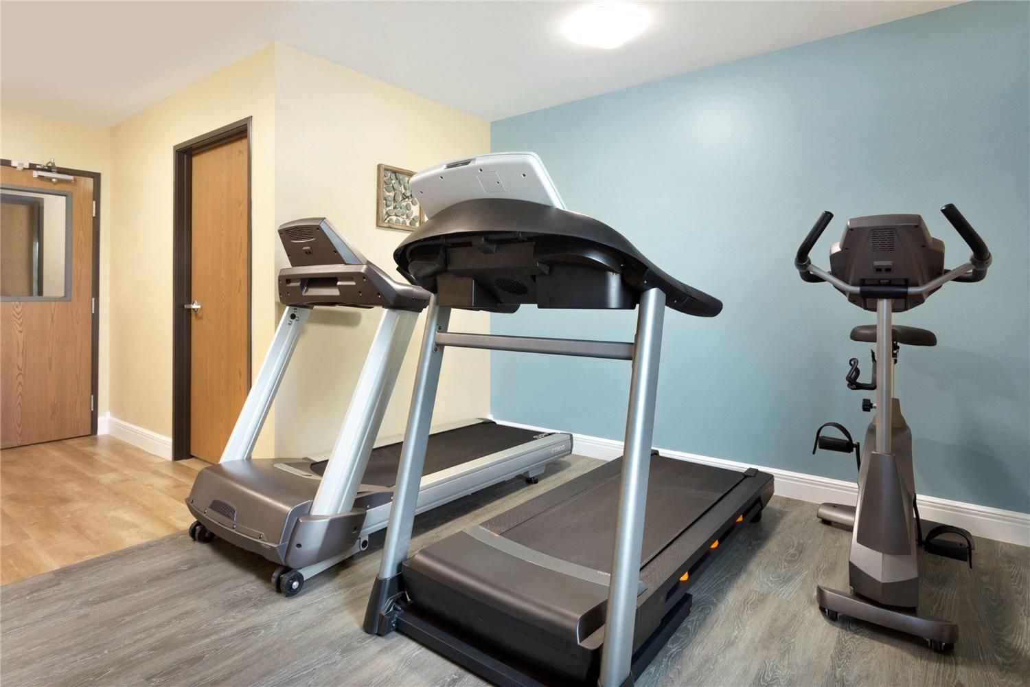 Hawthorn Suites By Wyndham St. Robert/Ft. Leonard Wood 5/11