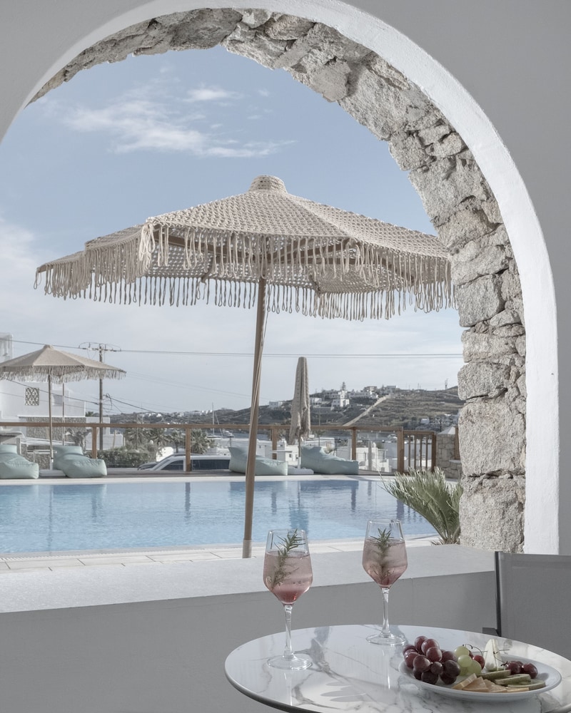 Mykonos Essence Hotel 34/47