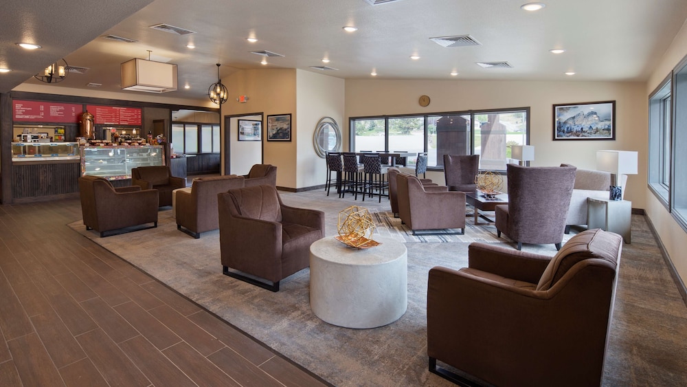 Best Western Golden Spike Inn & Suites 30/33
