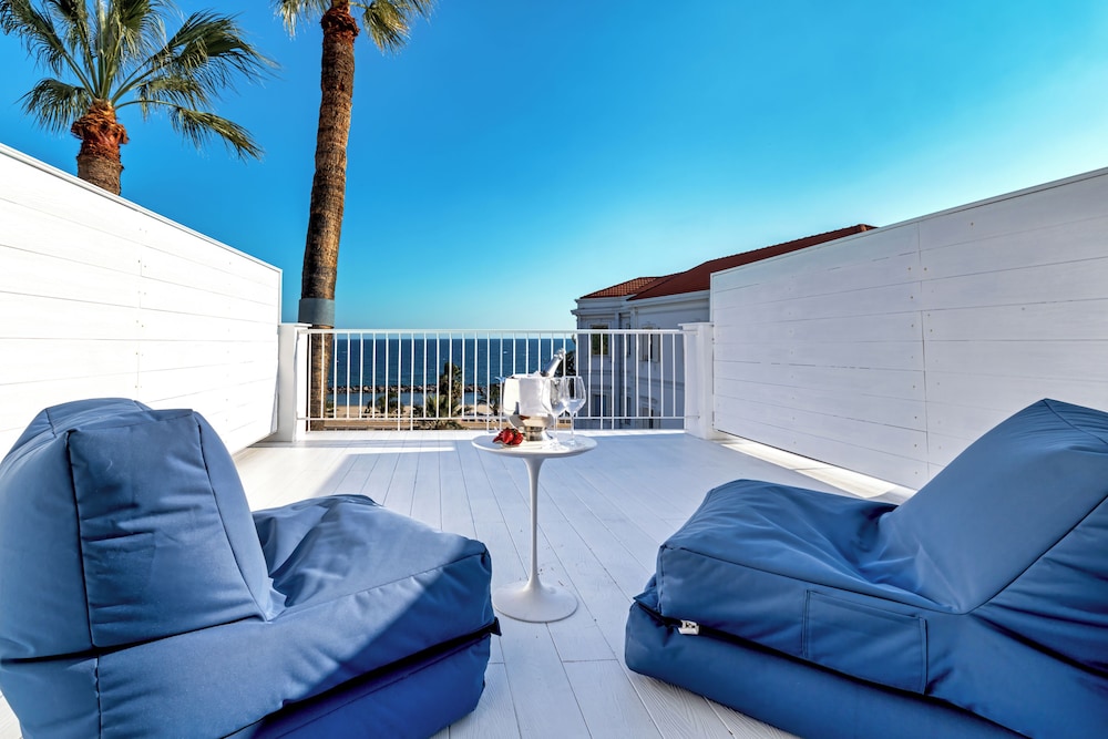 Sanremo Luxury Suites 28/50
