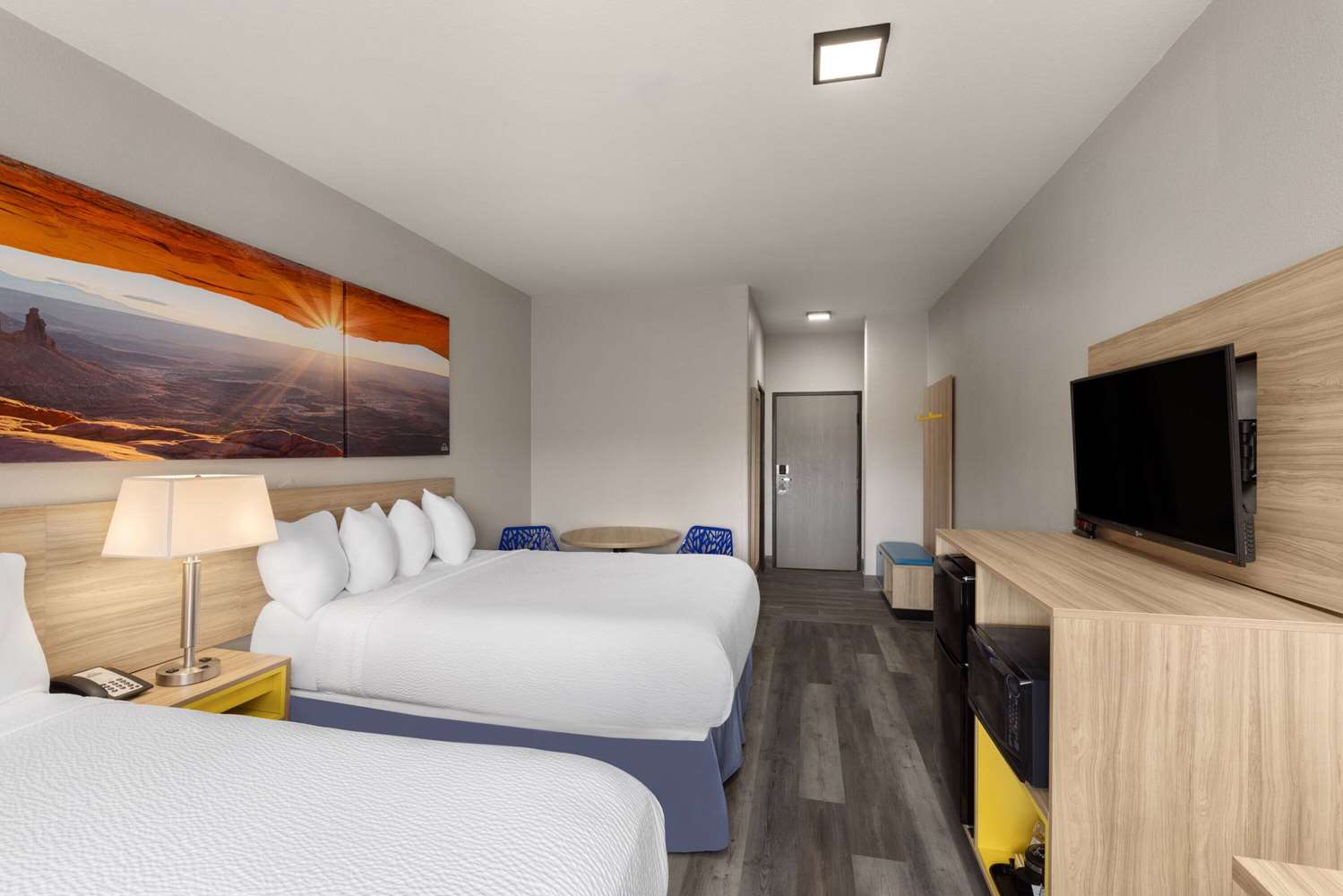 Days Inn & Suites by Wyndham Tucson/Marana 8/39