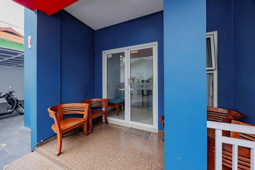 Reddoorz Near Metropolitan Mall Bekasi 37/50