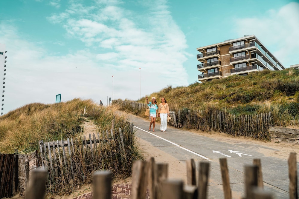 HYATT PLACE AMSTERDAM AIRPORT 62/66
