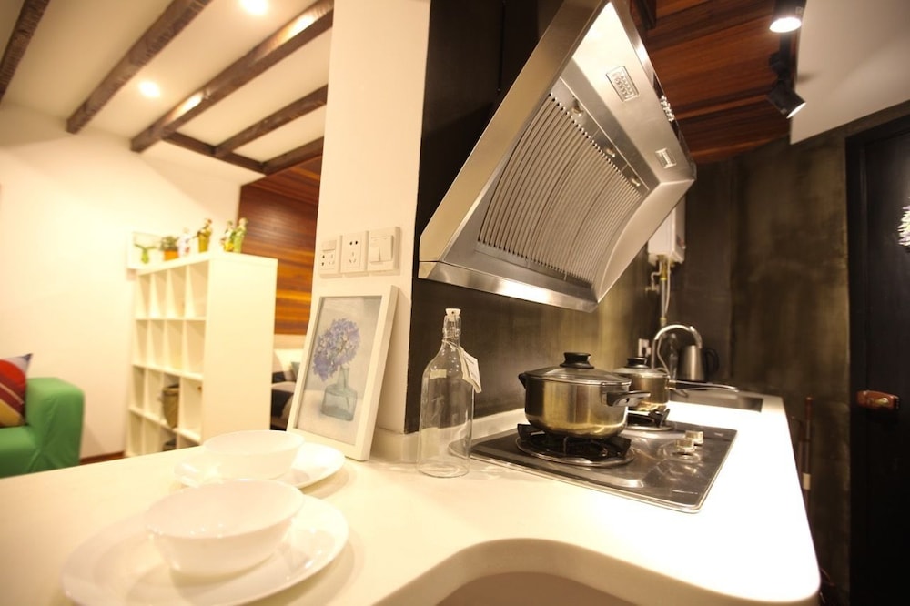Jy Distributed Theme Hotel Apartment 9/71