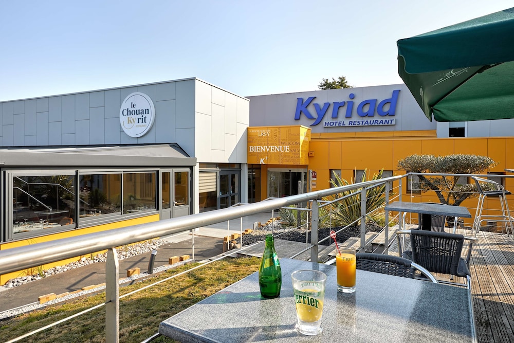 KYRIAD LA ROCHE SUR YON 4/71