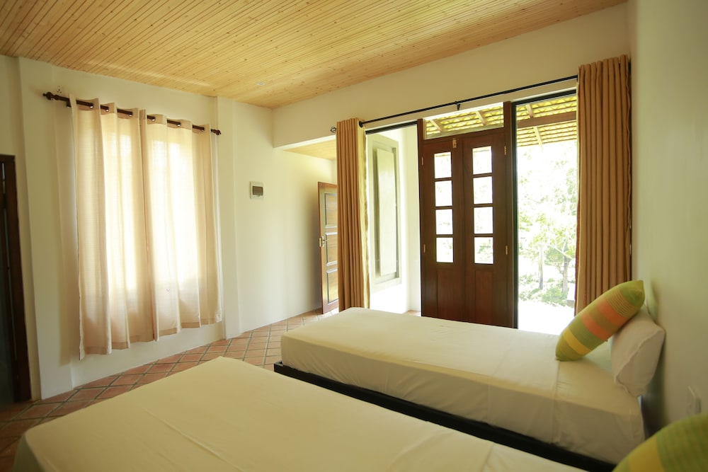 The Farm Resorts 9/50