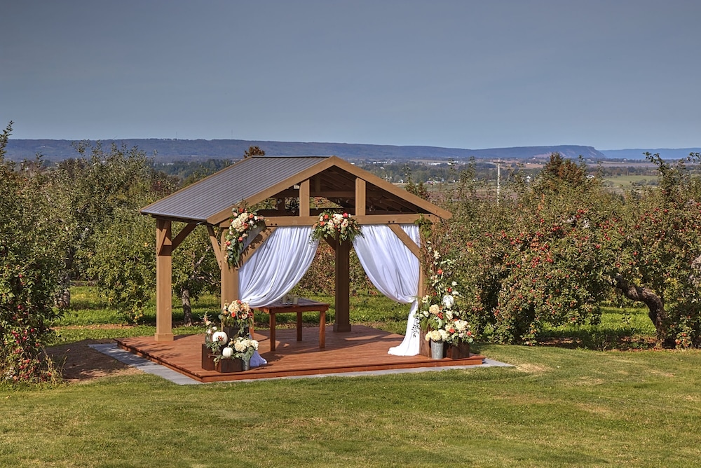 Old Orchard Inn & Spa 43/50