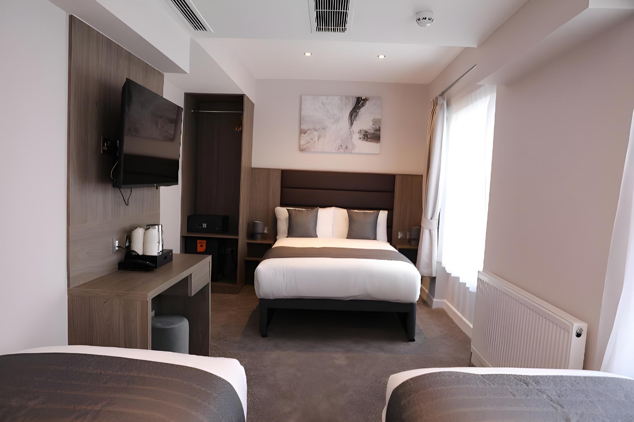 Room, Quadruple, Adult Only