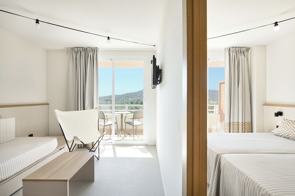 SUITE, MOUNTAIN VIEW