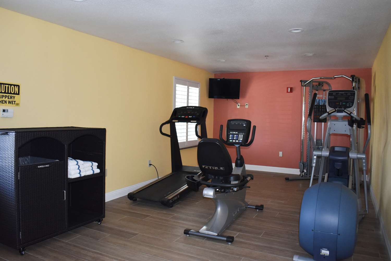 Baymont by Wyndham Manteca 20/24