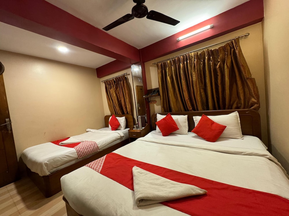 DELUXE, TRIPLE, DOUBLE BED