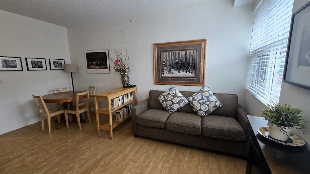 Sunset Mountain Inn and Spa 32/50