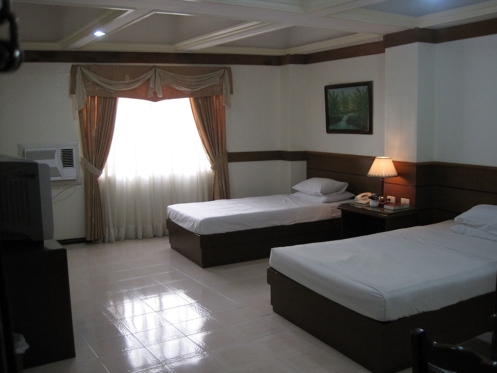 Wregent Plaza Hotel 15/55