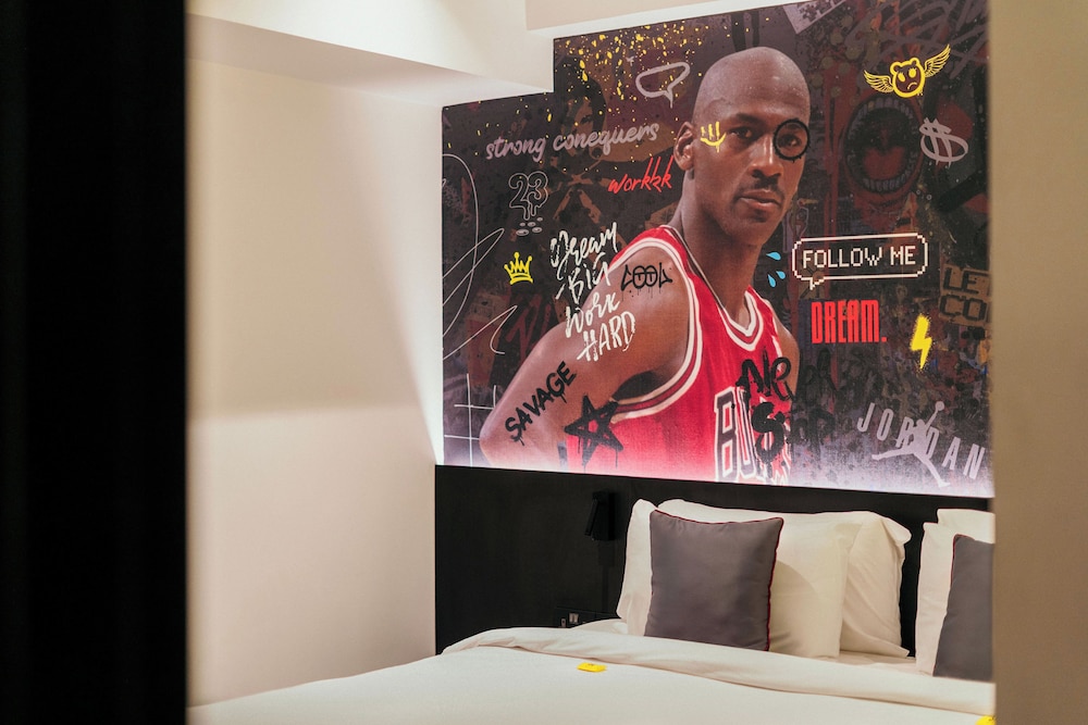 So City Hotel - Adults Only 7/64