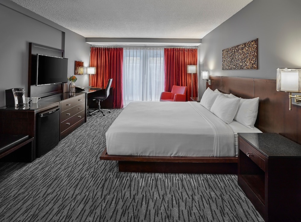 PREMIUM, KING BED