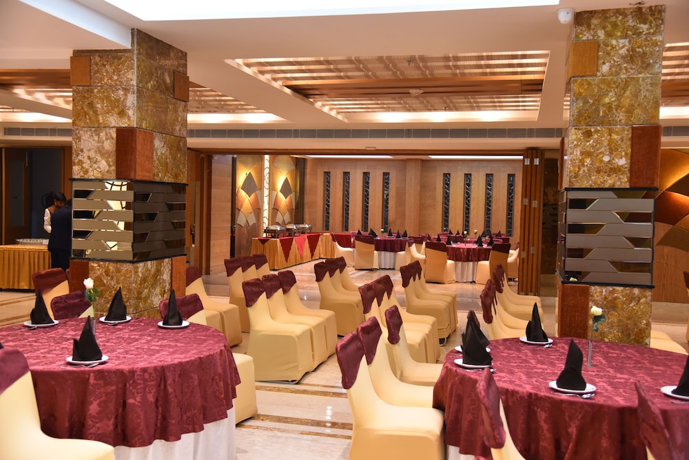 Hotel Narayanam 45/50