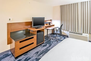 Best Western Plus Las Colinas Inn & Suites 54/58