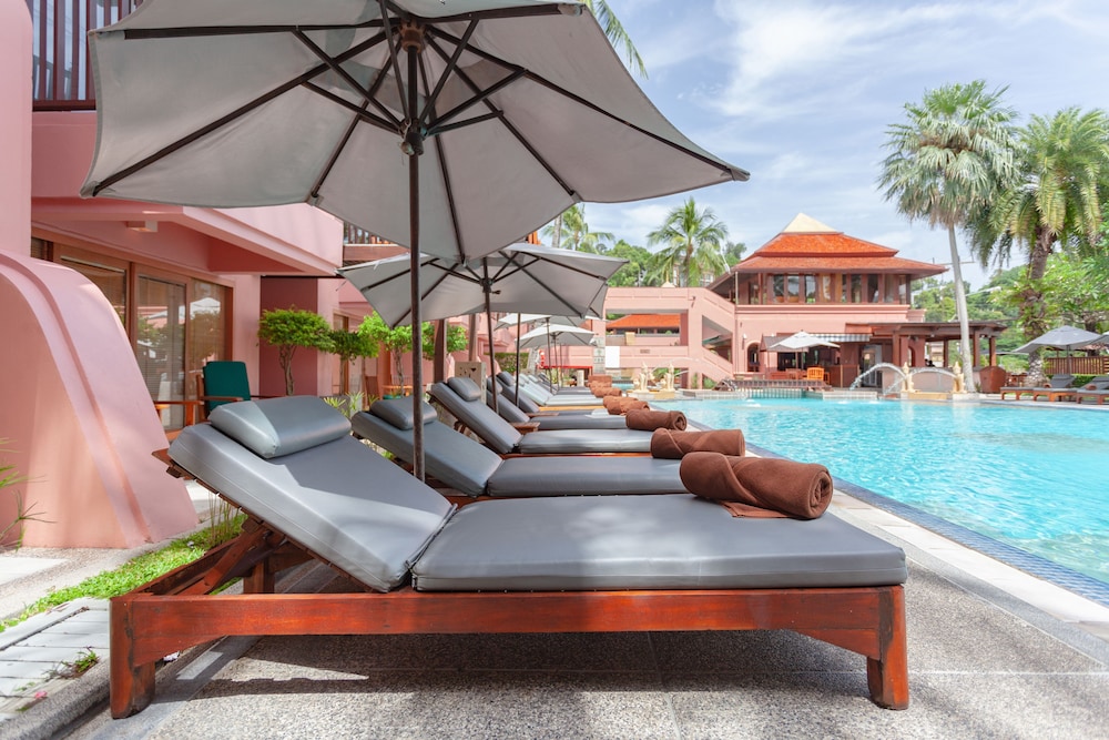 Seaview Patong Hotel 67/69