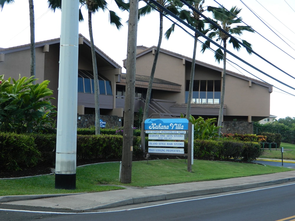 Kahana Villa 15/72