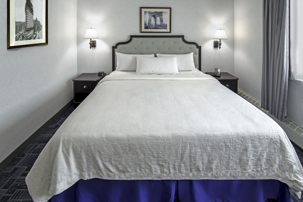 The Holland Hotel 13/49