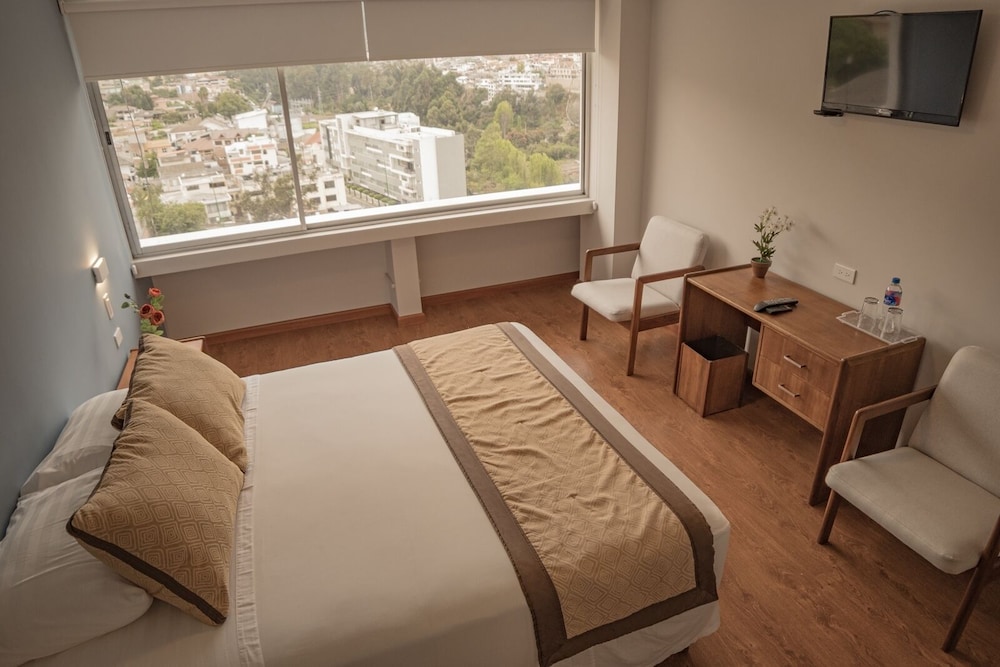 Hotel Ambato 24/40