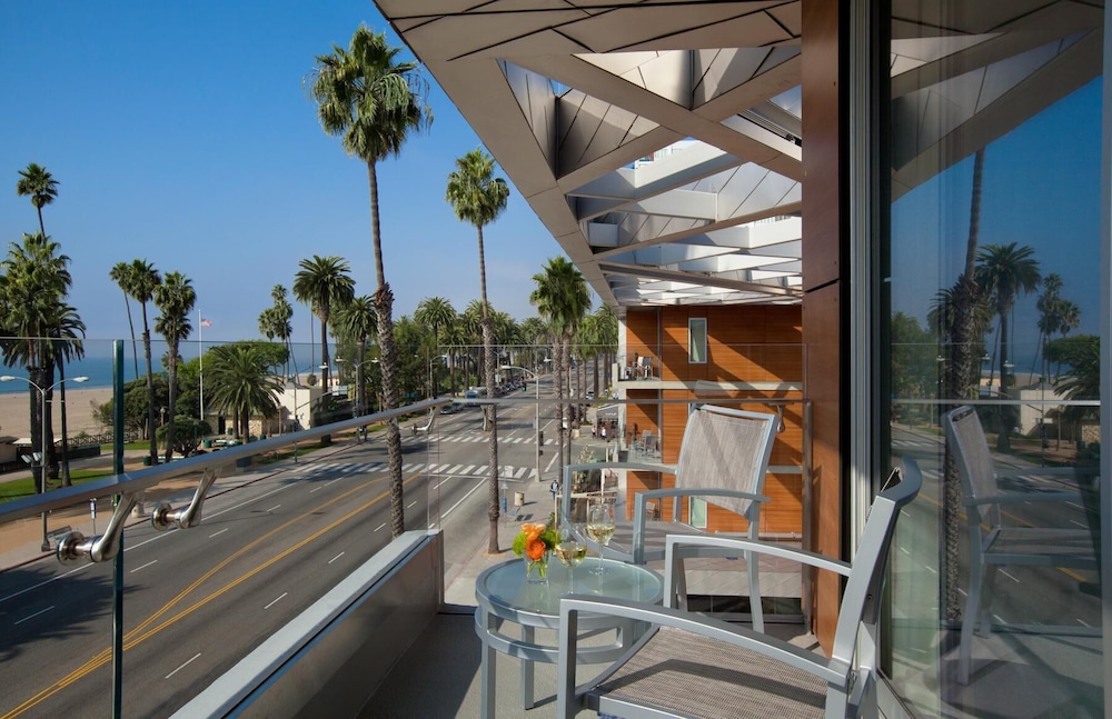 Shore Hotel photo5