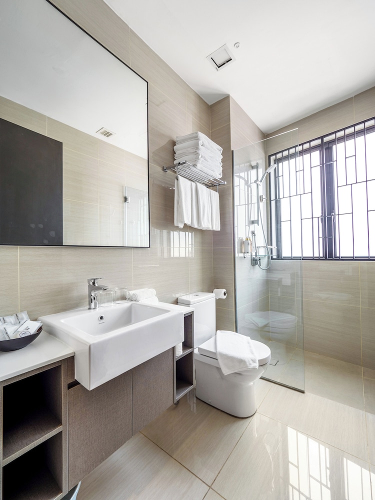 Hutton Central Hotel Managed by The Ascott Limited 55/55
