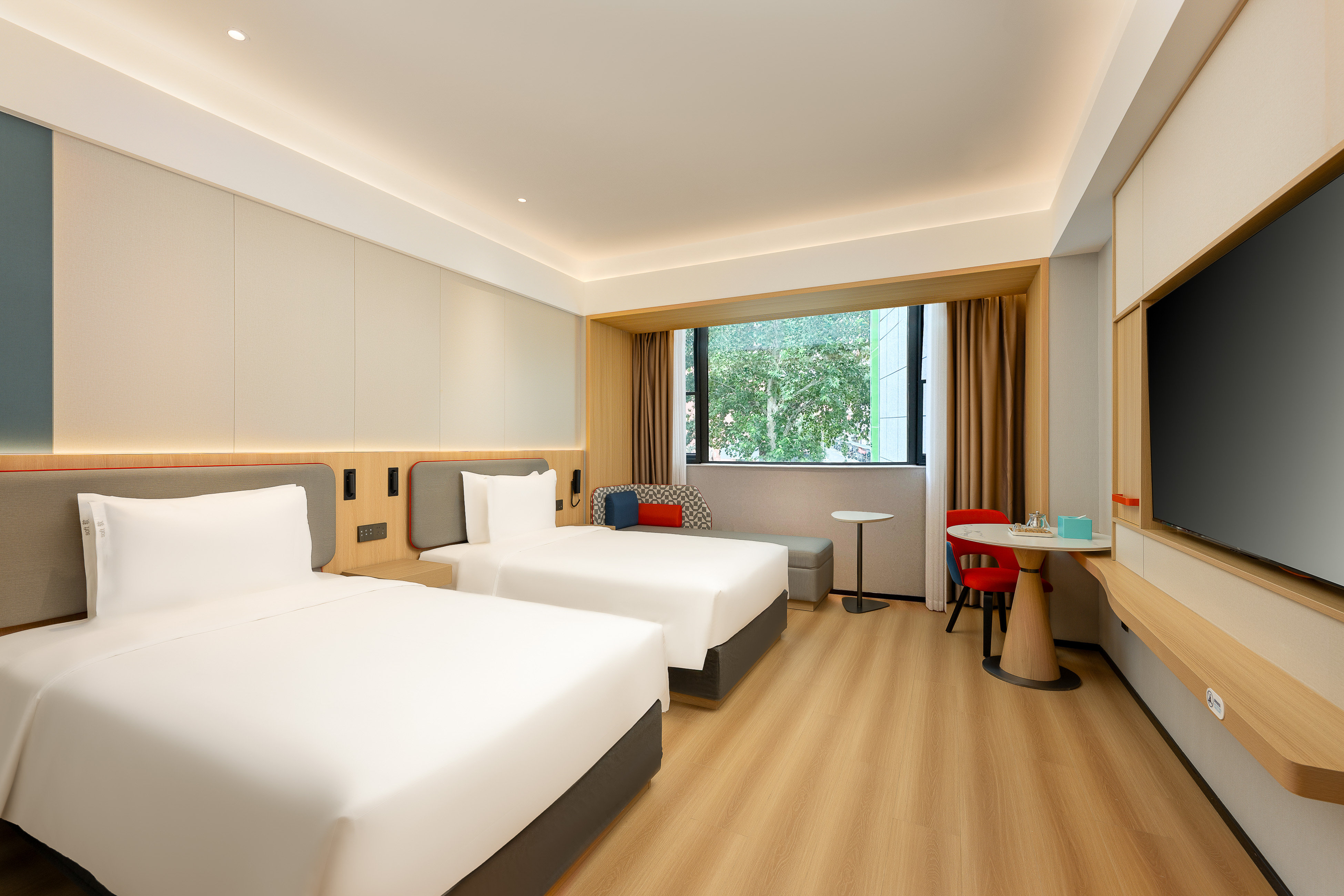 Standard, 2 Double Beds, City View
