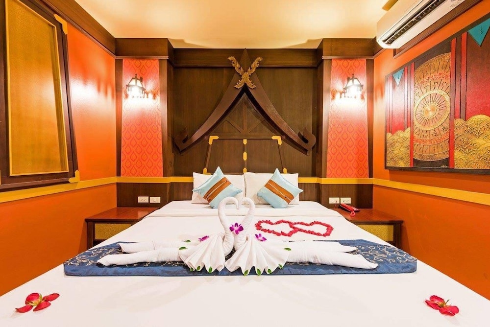 99 RESIDENCE PATONG 8/25