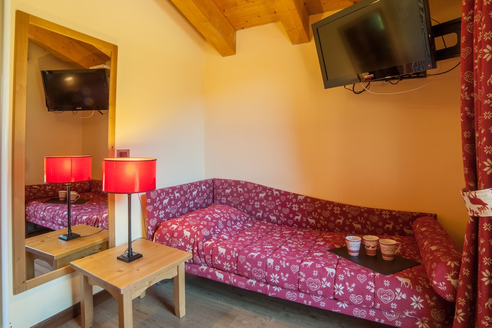 Albergo Punta Zerbion 28/38