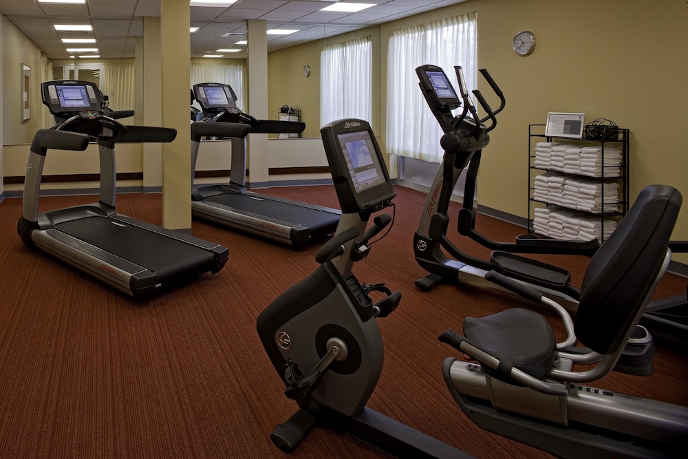 Hyatt Place Chantilly Dulles Airport South 26/58