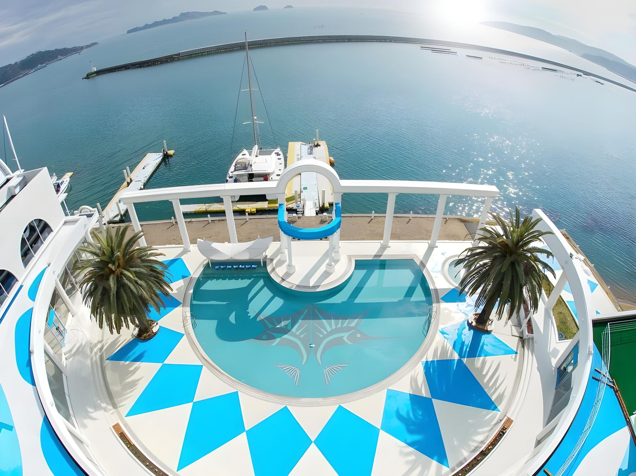 Room, Twin Beds, Sea Side