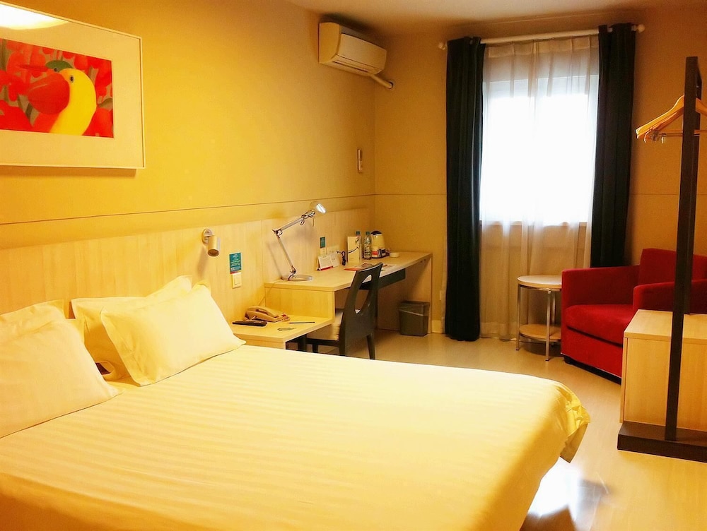 Jinjiang Inn Shanghai Changning 8/42