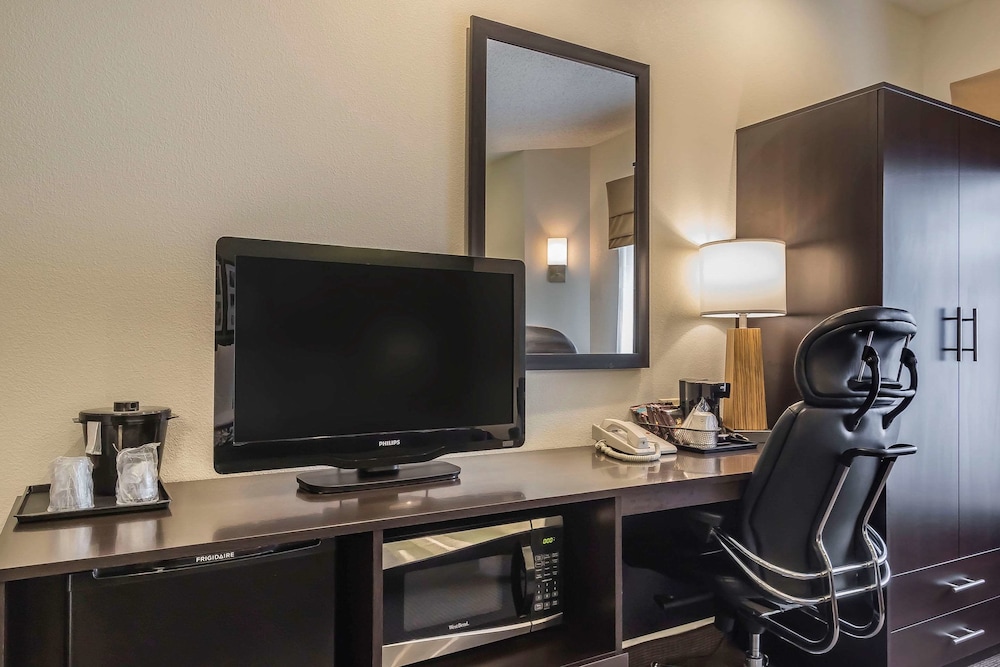 Sleep Inn Henderson-Evansville South 36/41