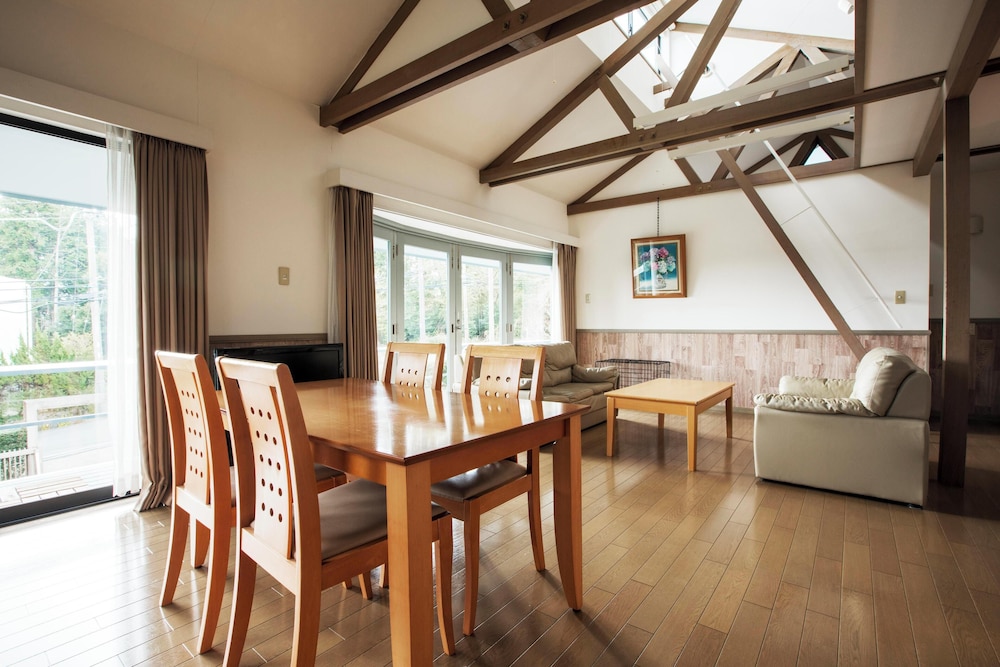 Izukogen Wanwan Paradise Hotel & Cottage 40/57