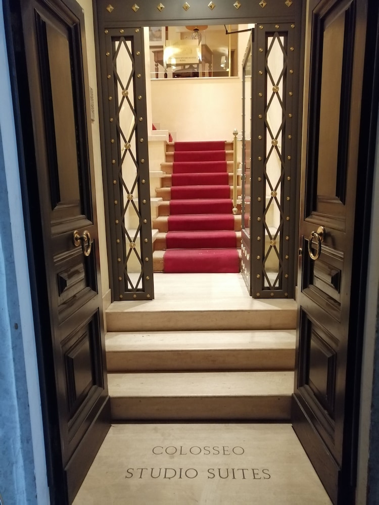 COLOSSEO STUDIO SUITES 3/17