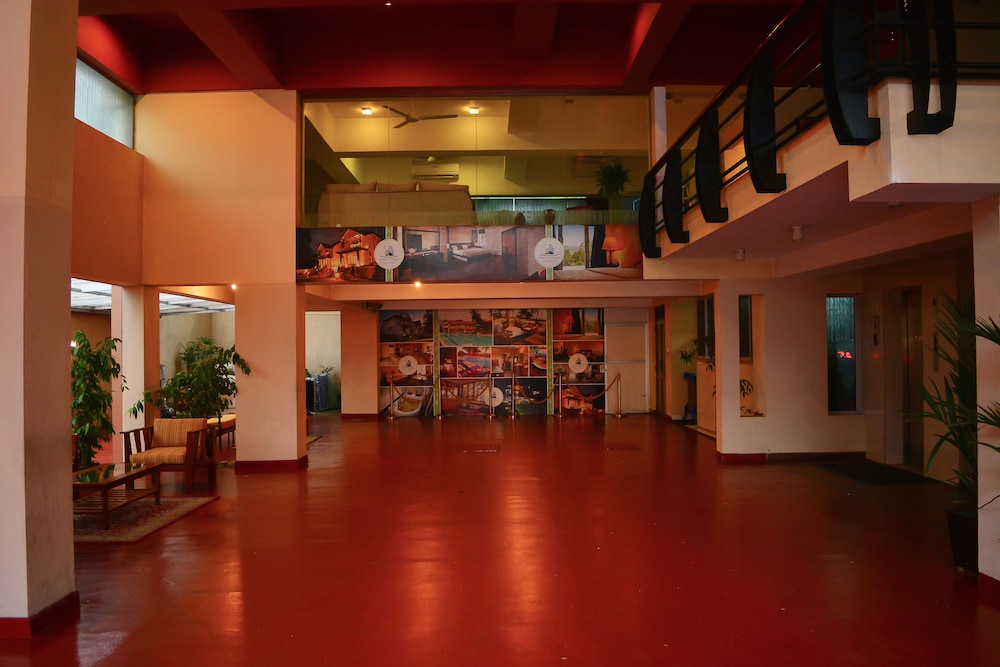 Unique Towers Luxury Boutique Suites 65/76