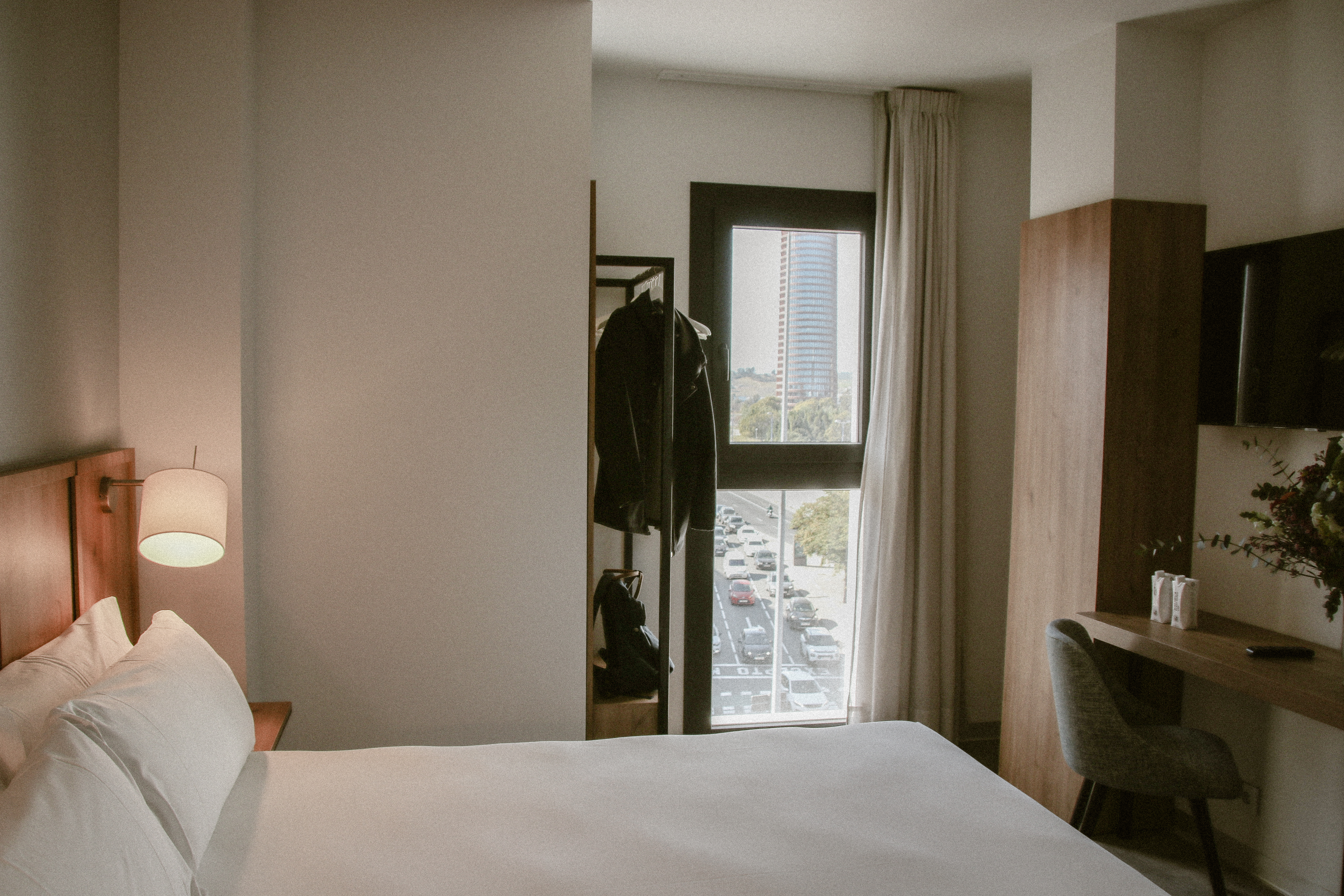 Room, Single, Double or Twin Bed