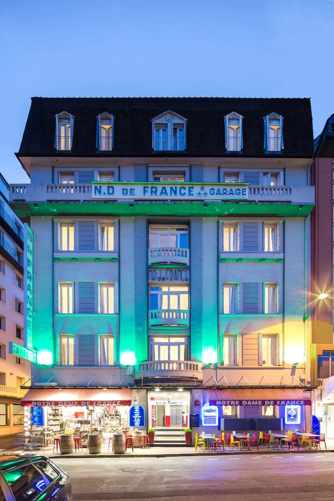 Hotel Notre- Dame De France 1/41
