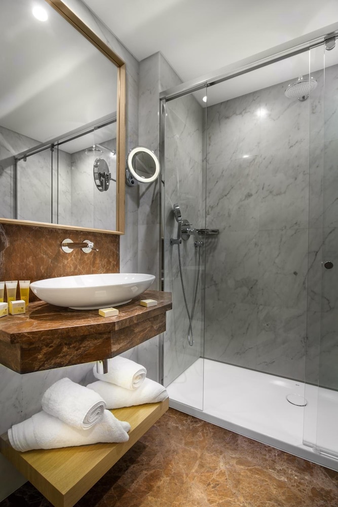 Ana Hotels Bradul Poiana Brasov 30/30