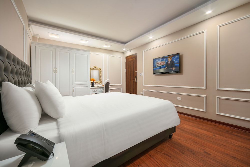 DELUXE, DOUBLE BED