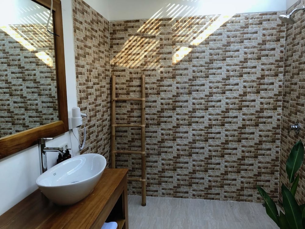 Villa Casablanca Surf Keramas 33/34