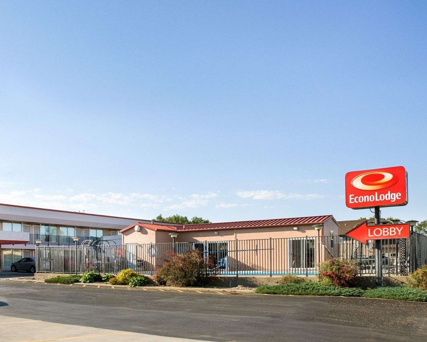 Econo Lodge Wall, SD 4/10