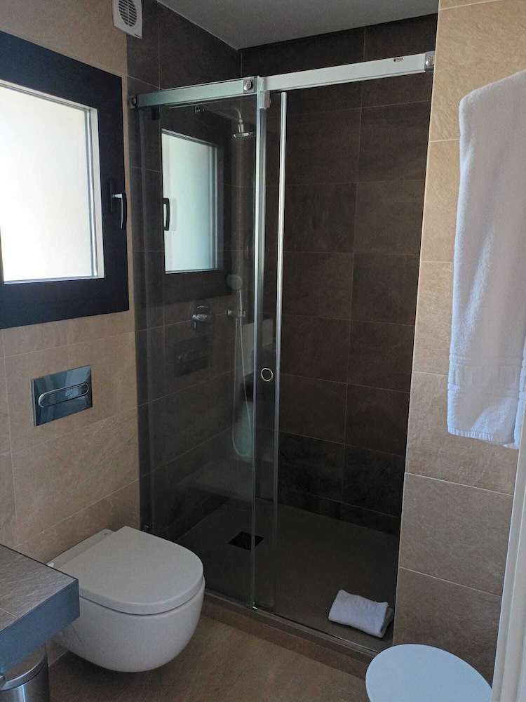 Hotel Monegal 29/31