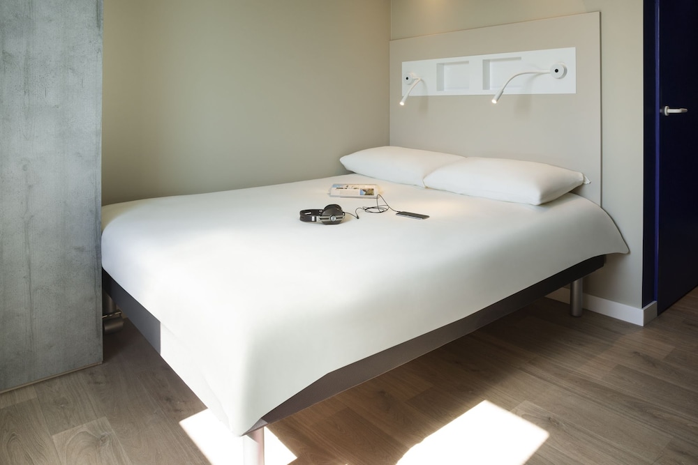 Ibis Budget Marne La Vallee Noisy Le Grand 15/48