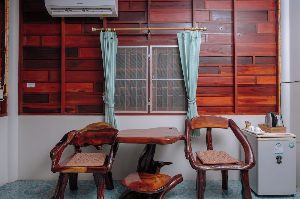 Pongphen Guesthouse 55/72